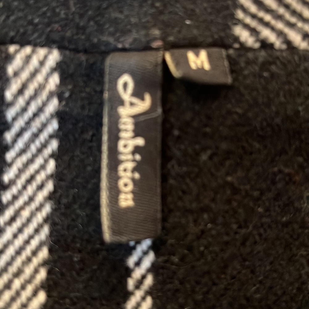 Wool Jacket - Picture 4 of 6